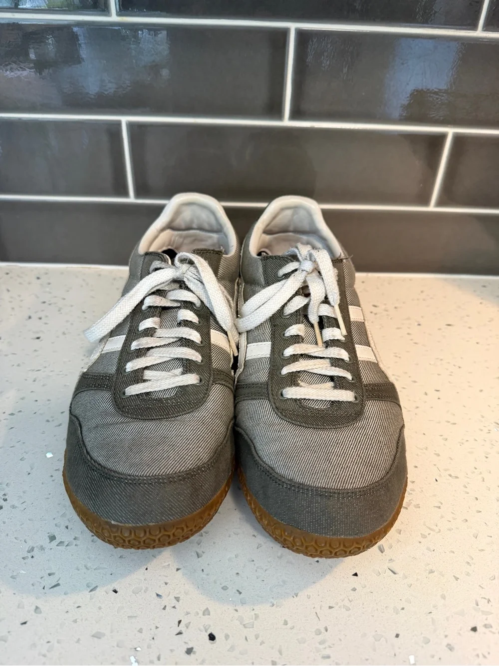 Onitsuka Tiger by ASICS Sneakers | Gray & White | Men’s 10.5 | Retro Casual